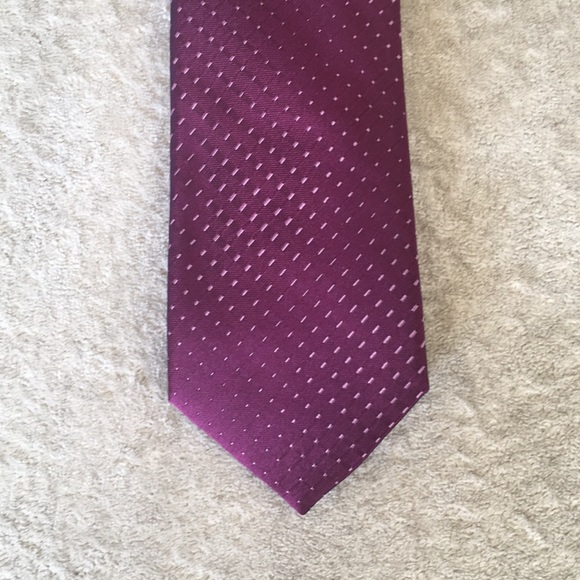 Sold, Calvain Klien tie - Picture 2 of 2